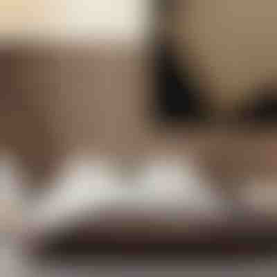 Elegancka naklejka ścienna z efektem drewna | LINEWALL