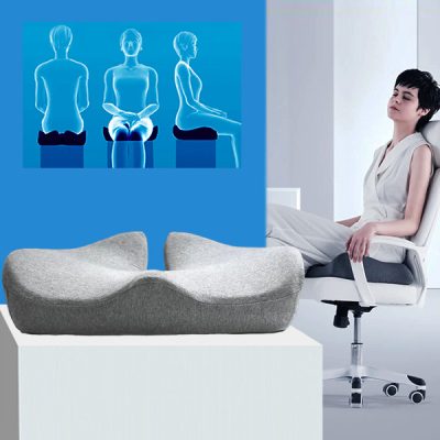 Ergonomiczna poduszka do siedzenia z pianki memory - 45x35x7 cm | MAXICOMFORT